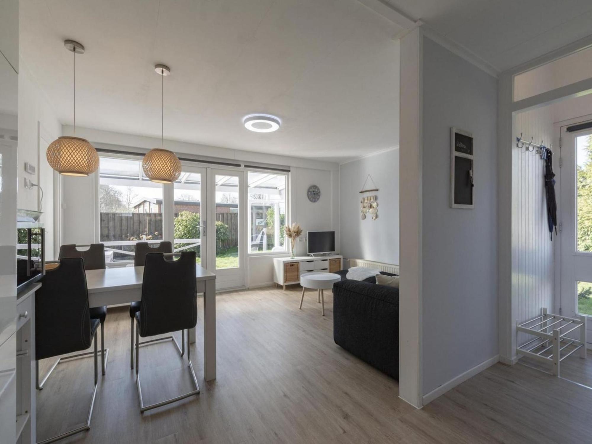 Modern Holiday Home With Large Garden Sint Maartensvlotbrug Extérieur photo